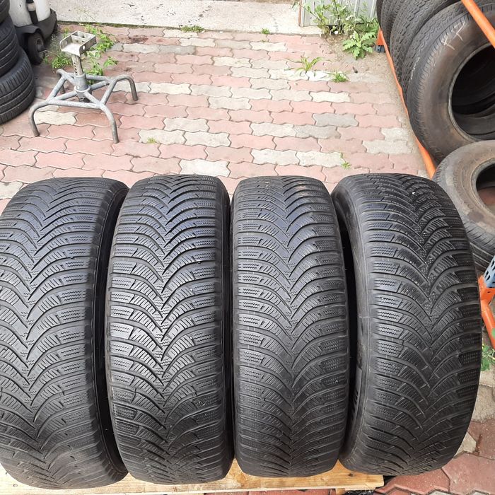 Opony ZIMOWE Hankook Winter I *Cept RS2 215/65R16 98H