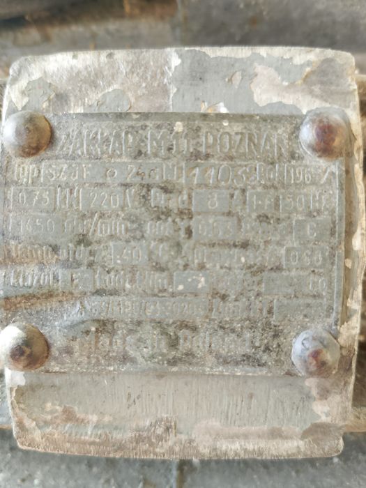 Silnik elektryczny  220V 8A