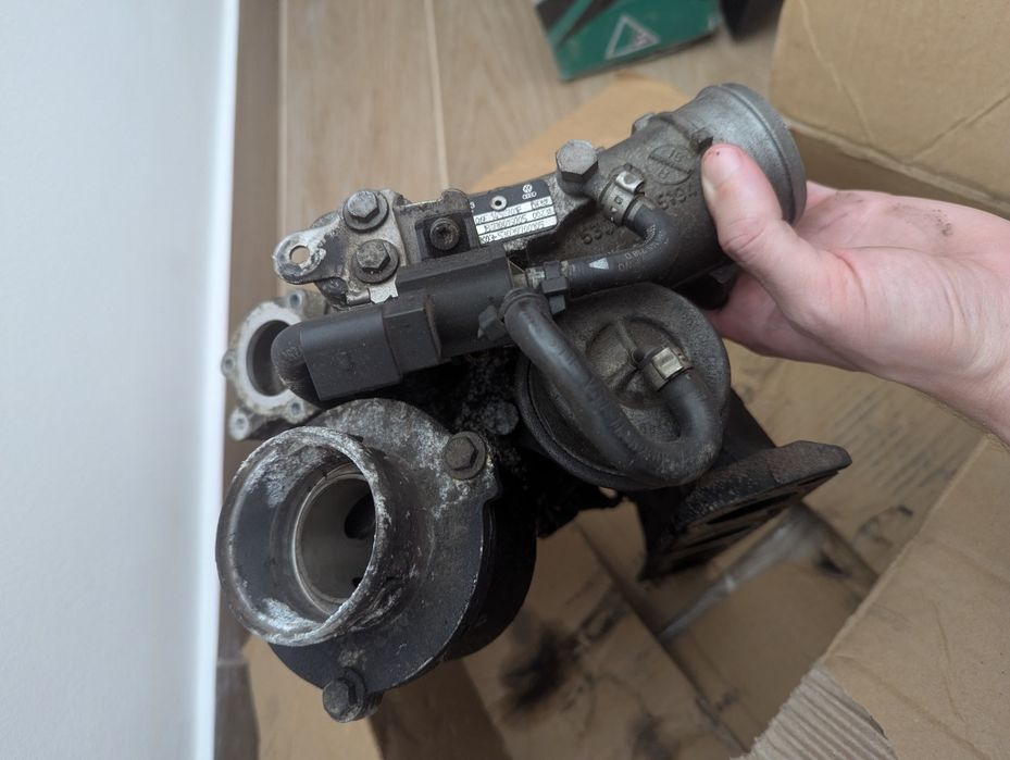 Turbo K03 Golf 5 GTI 2.0 TFSI (06F145701F / 53039700105) Completo