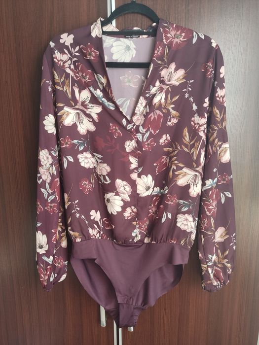 Bordowa koszula body
