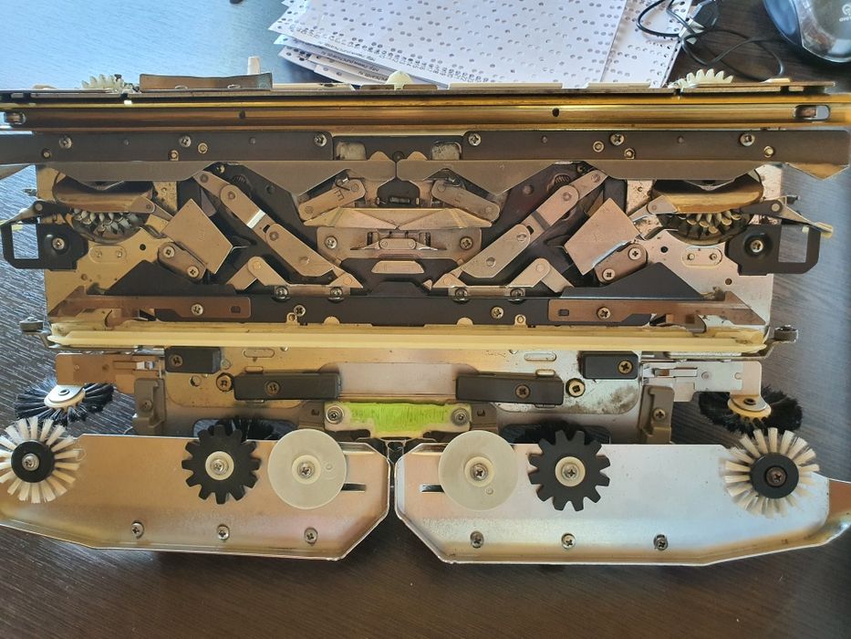 Вязальная машина silver reed sk155.  Вязальная машинка 3 класс