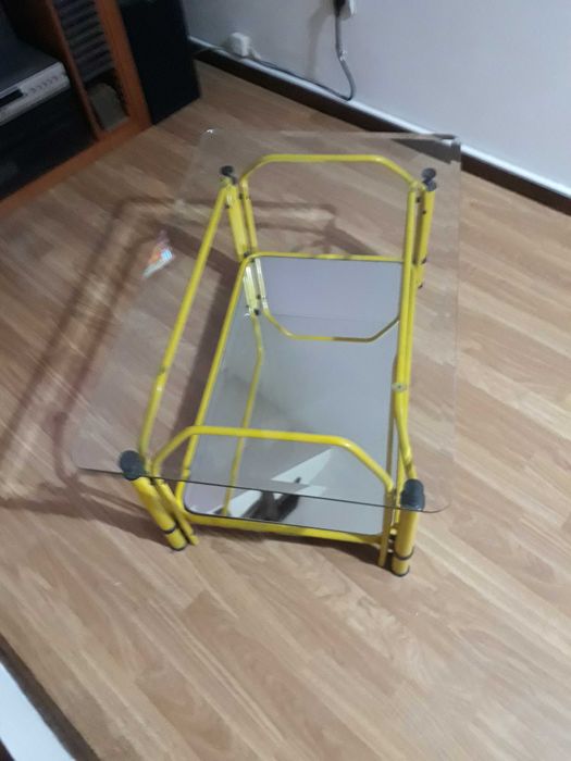 Mesa de centro muito bonita