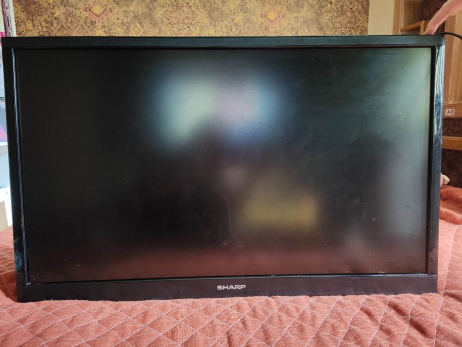 Телевізор Sharp, 32 дюйма (для ремонту або як запасні частини)