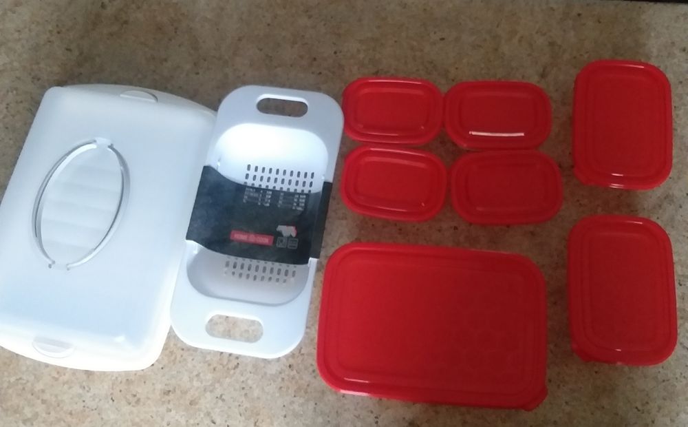 Pojemnik na ciasto,durszlak...