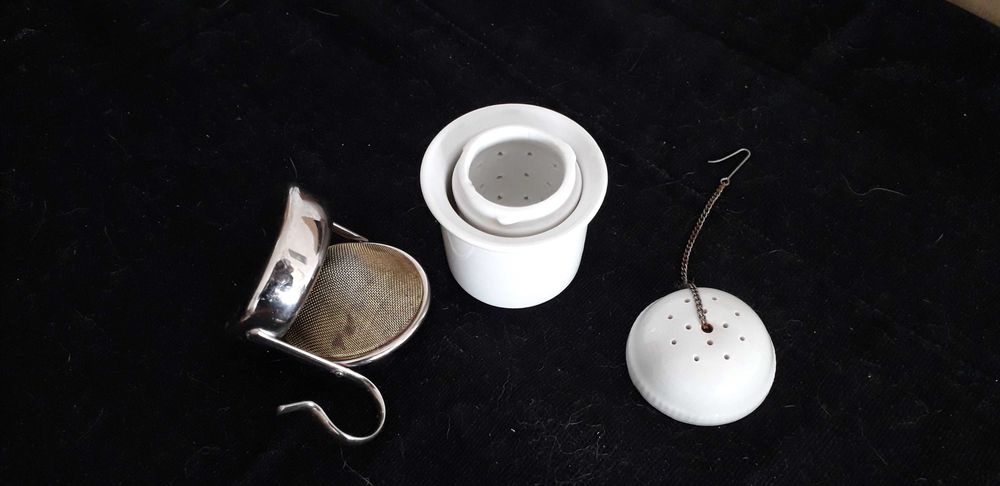 Dois Coadores de chá