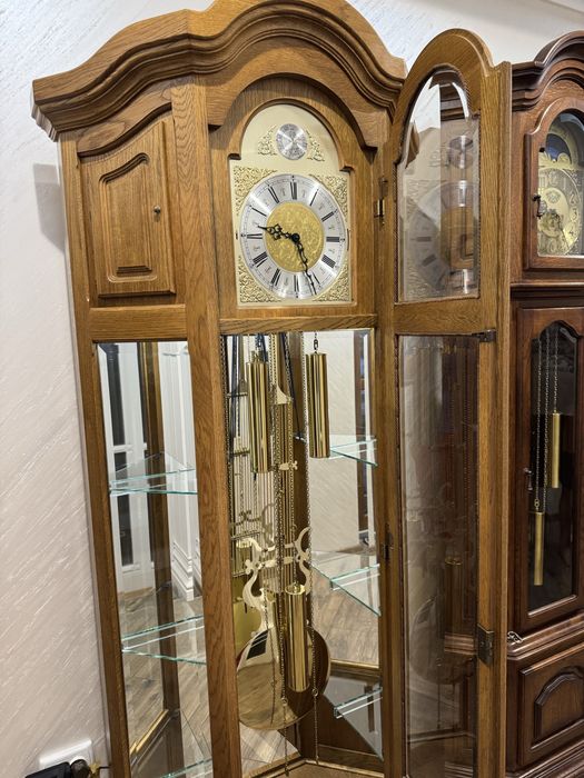 Антикварний годинник підлоговий (напольный) з боєм