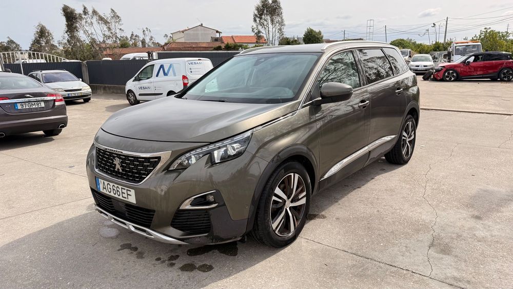Peugeot 5008 BlueHDI 120 EAT6 Stop & Start Allure