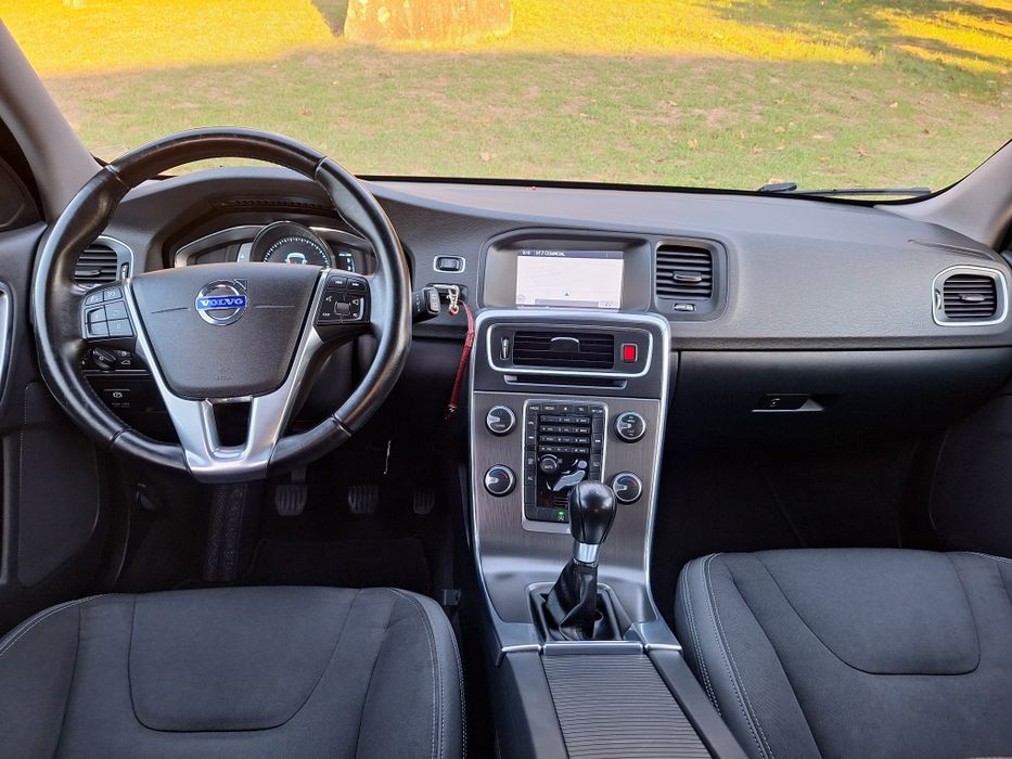 Volvo V60 1.6d D2