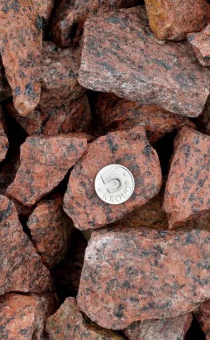 Grys kamień ogrodowy ozdobny czerwony Vanga Granit dalmatyńczyk Gabion