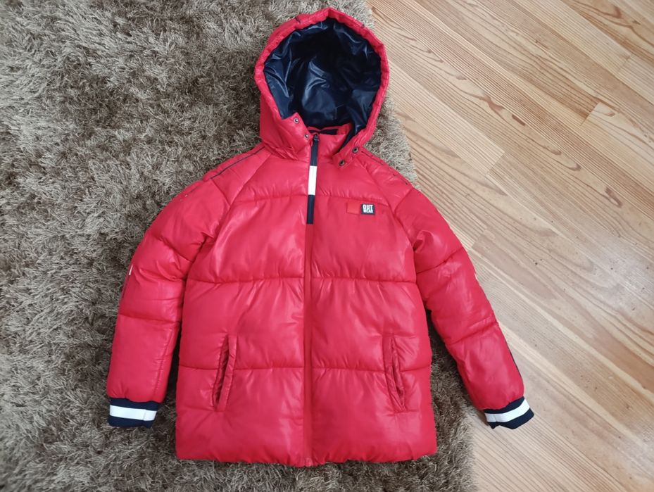 Продаю зимову куртку на 152 см
