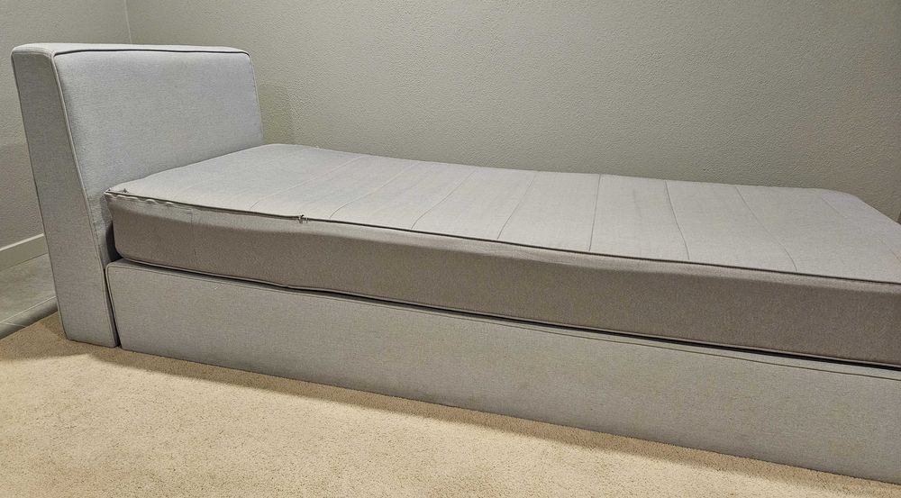 Cama sommier individual impecável - cinza