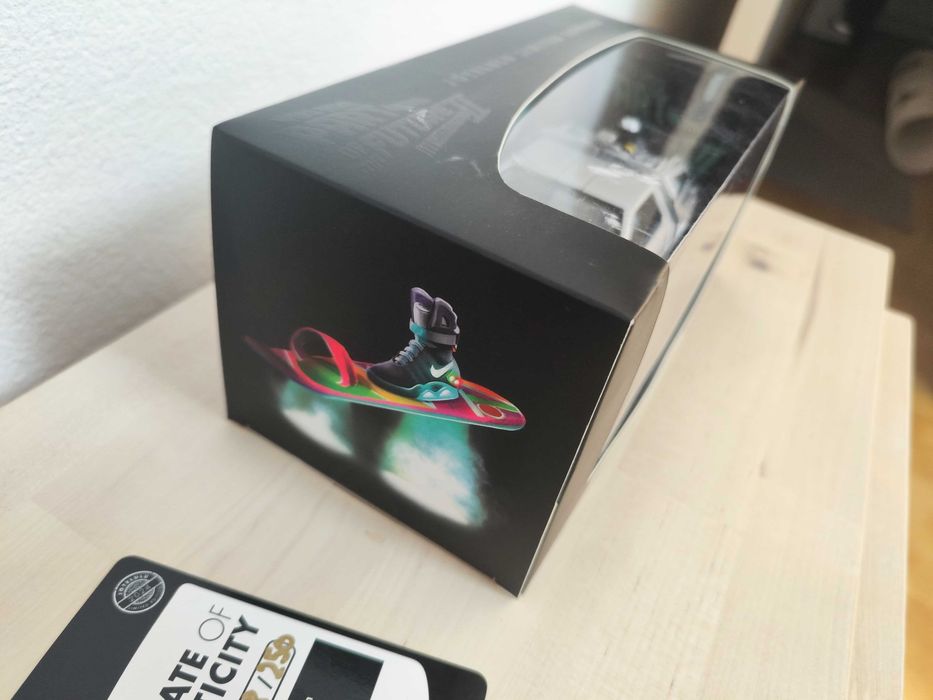 Edição Limitada Jotelulu - DeLorean II (2) Event Edition - NOVO!