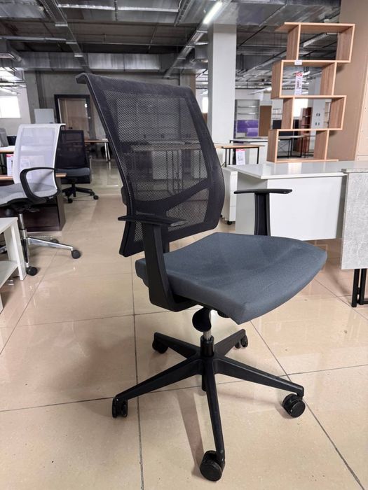 Офисные кресла для полной комплектации бизнеса