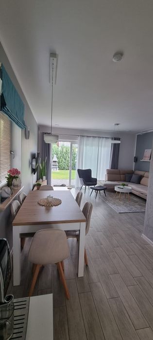 Dom wolnostojący przy lesie | działka 920 m² | piękny ogród