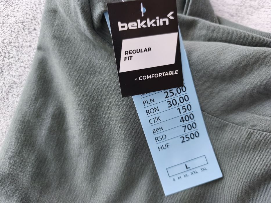 T-shirt męski BeKkin – Regular Fit