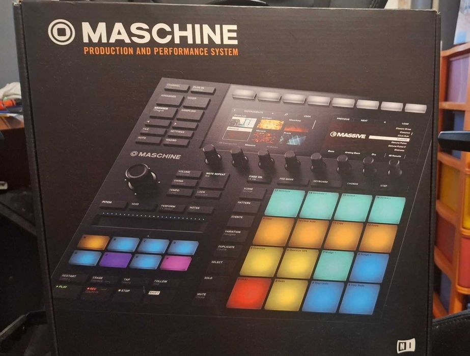 Teclado MIDI Sampler Mixer