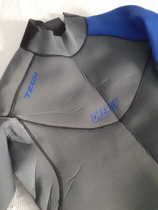 Fato surf ou mergulho novo oferta de outro amarelo que tenho anunciado
