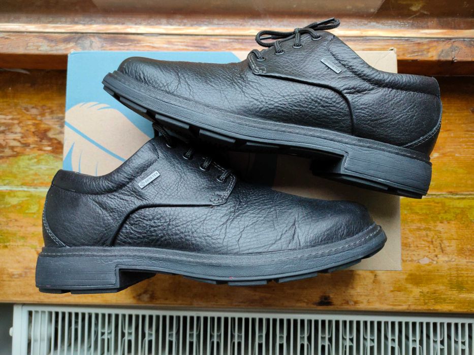 Оригинальні туфлі Clarks un tread gtx gore tex 42, 27.5 см