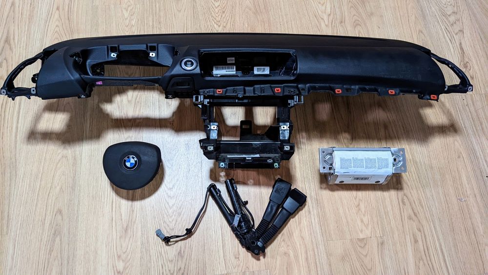 Conjunto Kit Airbags BMW E81/E82/E87/E88 Série 1 Tablier Original