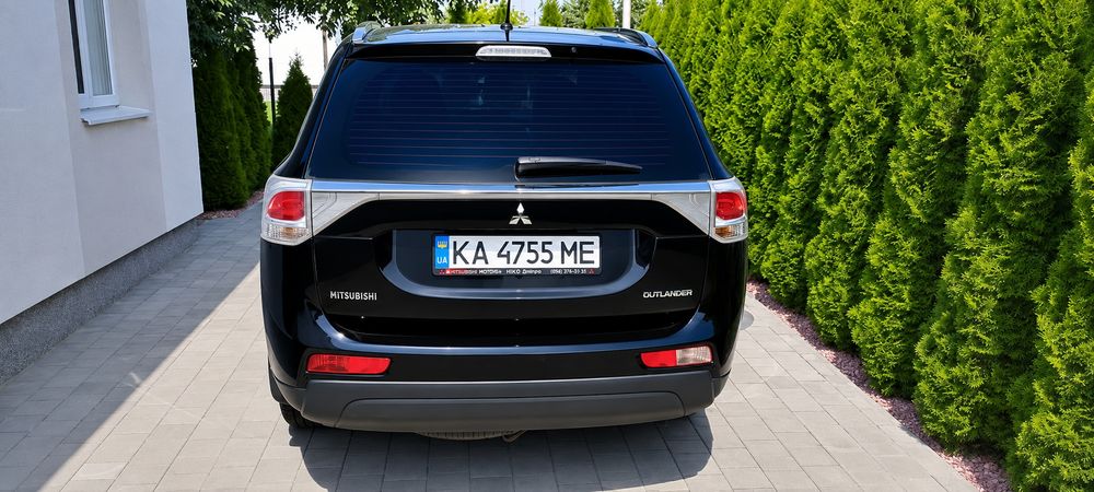 Mitsubishi Outlander III