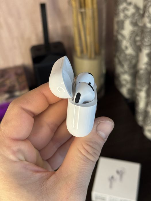 Навушники Apple AirPods 4 (ANC)