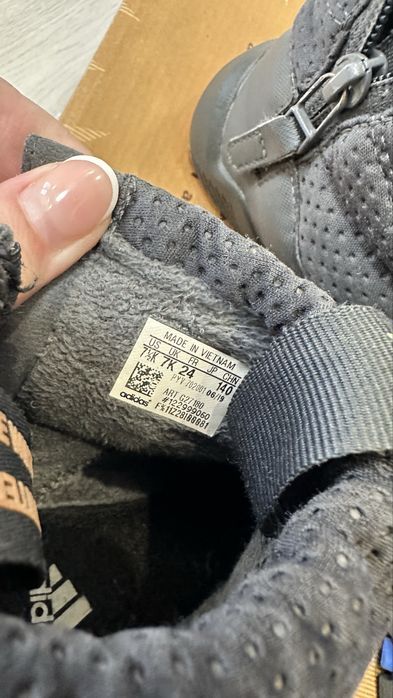 Зимние ботинки adidas 7k , сапожки теплые demar