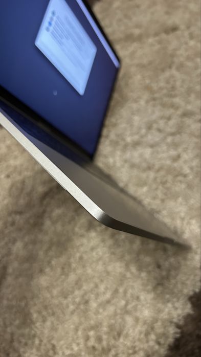 Apple Macbook Pro 2018 i5 16/512