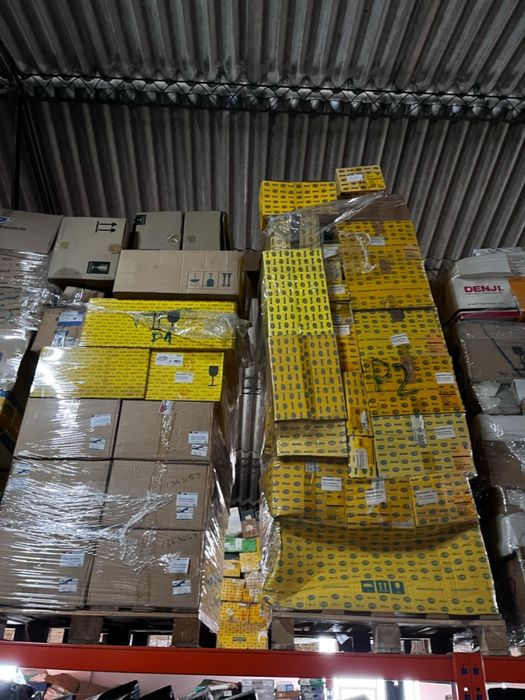 Amortecedores e kits de embraiagem etc