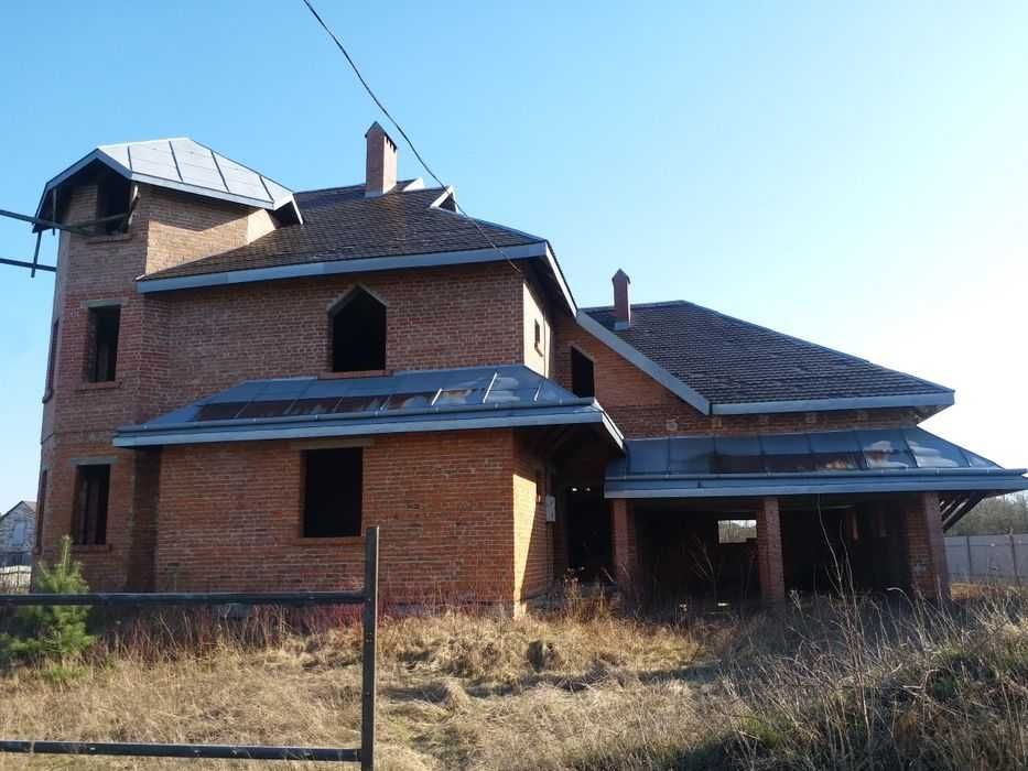 Будинок біля Львова | 5 км | 15 соток | Газ, світло