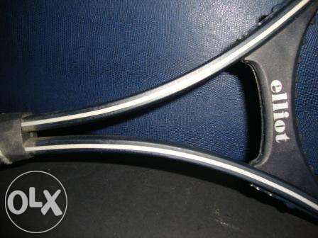 Raquete ténis marca Elliot em fibra