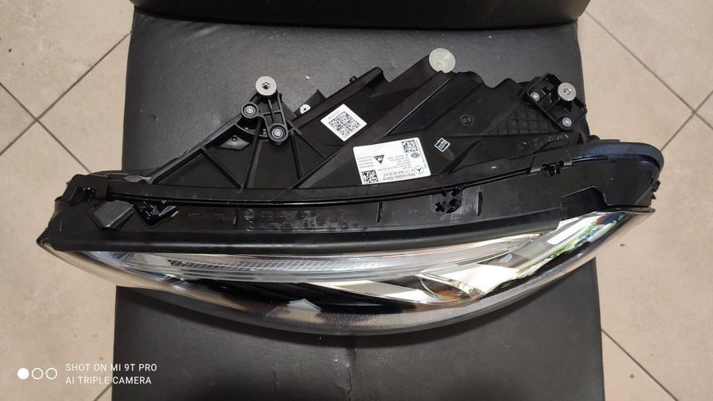 farol esquerdo full Led Multibeam Mercedes w177