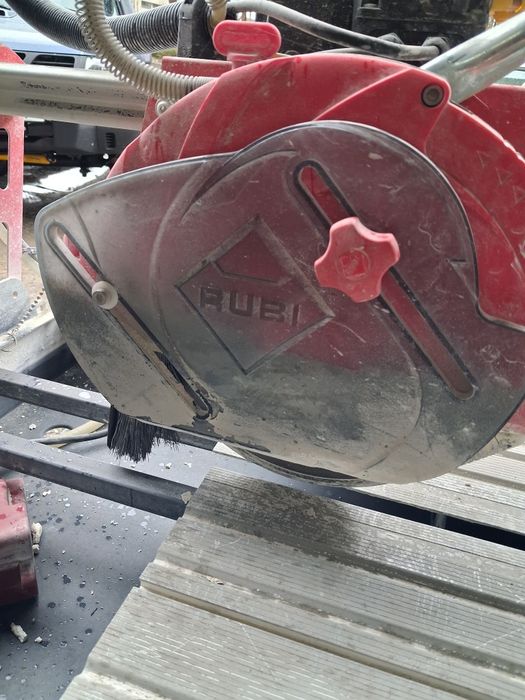 Vendo maquina de corte a água