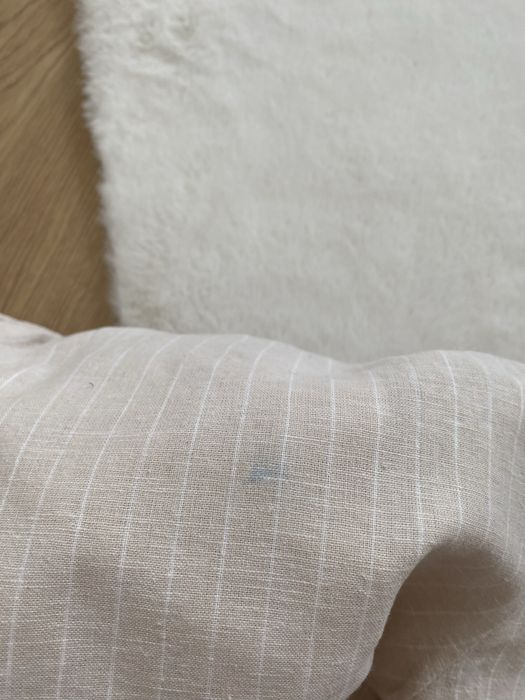 Beżowe krótkie spodenki w paseczki materiałowe S 36 H&M basic