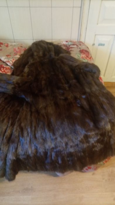 Норковая шуба с капюшоном