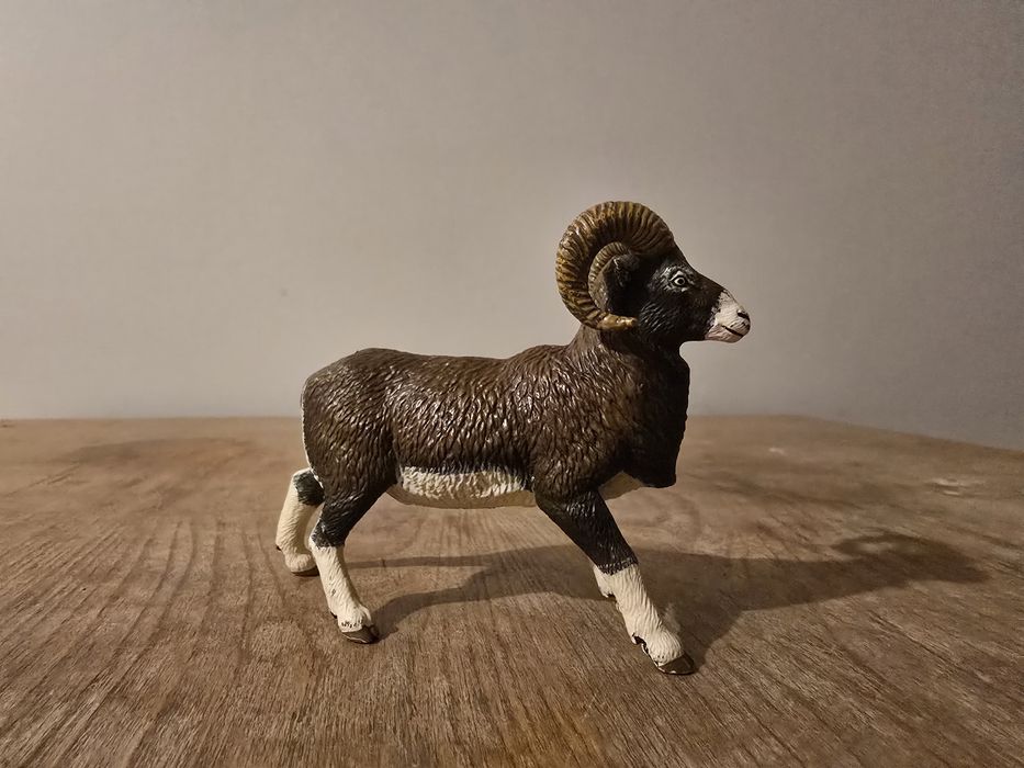 Papo owca górska figurka model wycofany z 2012 r.