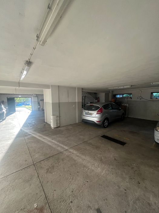 lugar de garagem leça da palmeira