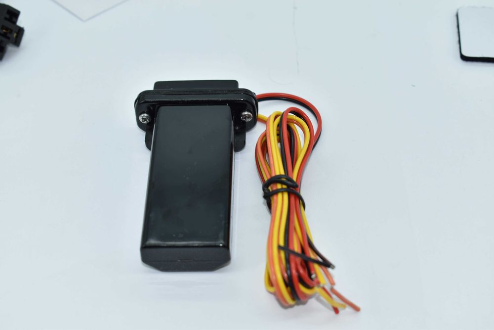 GPS Rastreador Sinotrack ST-901 - Com relé - Carro Moto Trotinete