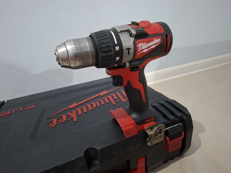 Дриль-шурупокрут з ударом акумуляторний Milwaukee M18 BLPD2