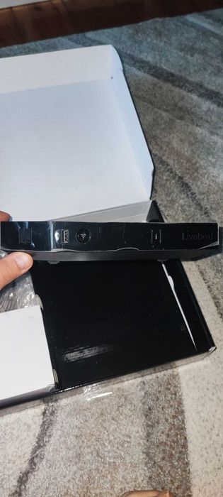 Livebox 3.0 + dekoder tv UHD 88