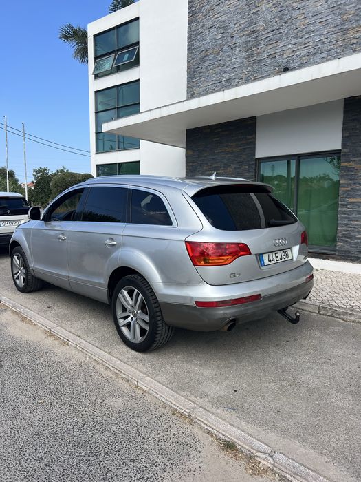 Audi Q7 — fotografia 5