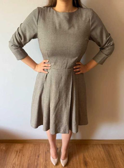 Sukienka Livia Clue, rozmiar L pepitka