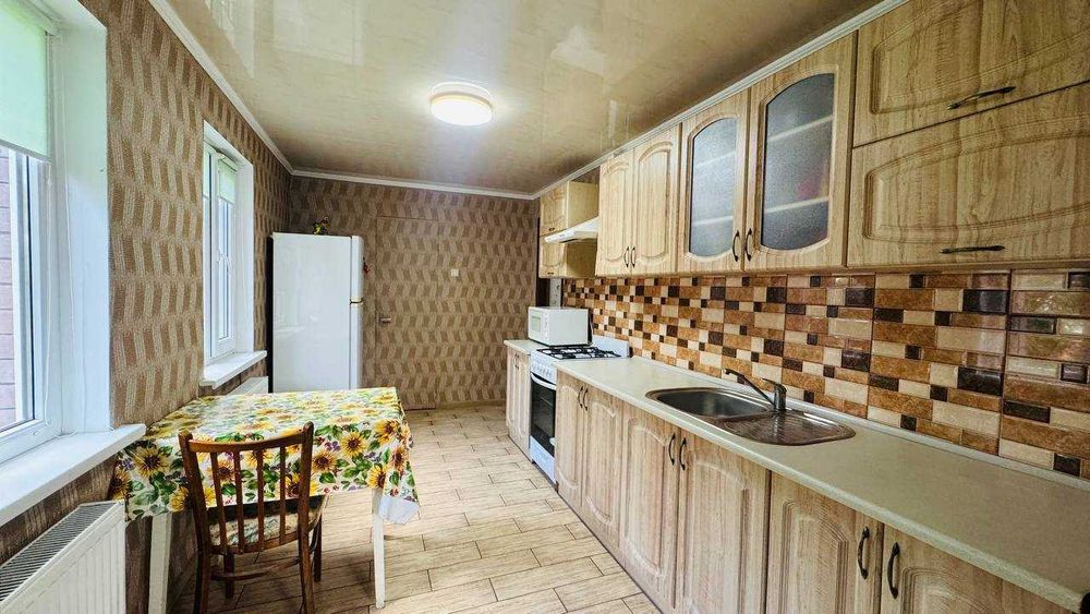 Продаємо Будинок в Довгинцевському районі