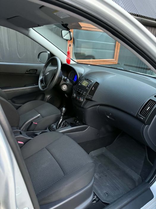 Hyundai i30 1.4   Rok 2009