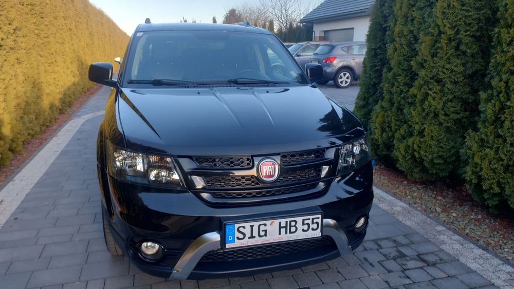 Fiat Freemont 4x4 AutomatNavigacjaDVD Skóry,Kamera,7osob2015rHarmanKardon