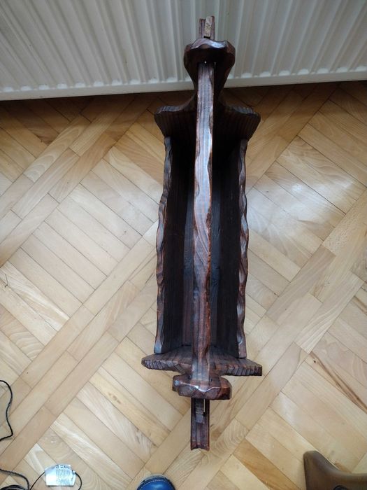 Stolik na gazety Gazeciarz drewniany