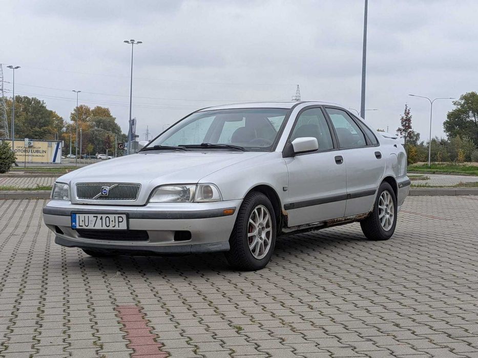 Volvo S40