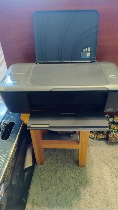 Продам принтер HP Deskjet 2000 J210