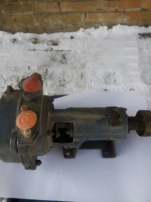 Насос водяной, вакуумный, водокольцевой, АВЗ-180,  ВВН1-0,75,  ВВН-1,5