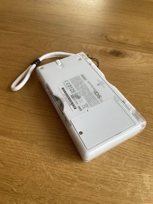 Nintendo DS Lite custom flash