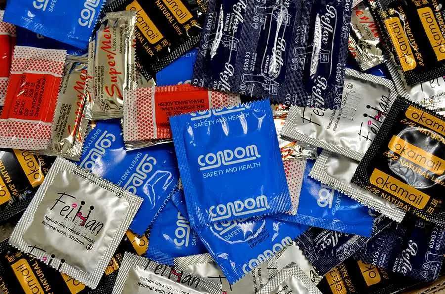 Презервативы классические,набор 50 шт (Презервативи, Контрацепция )